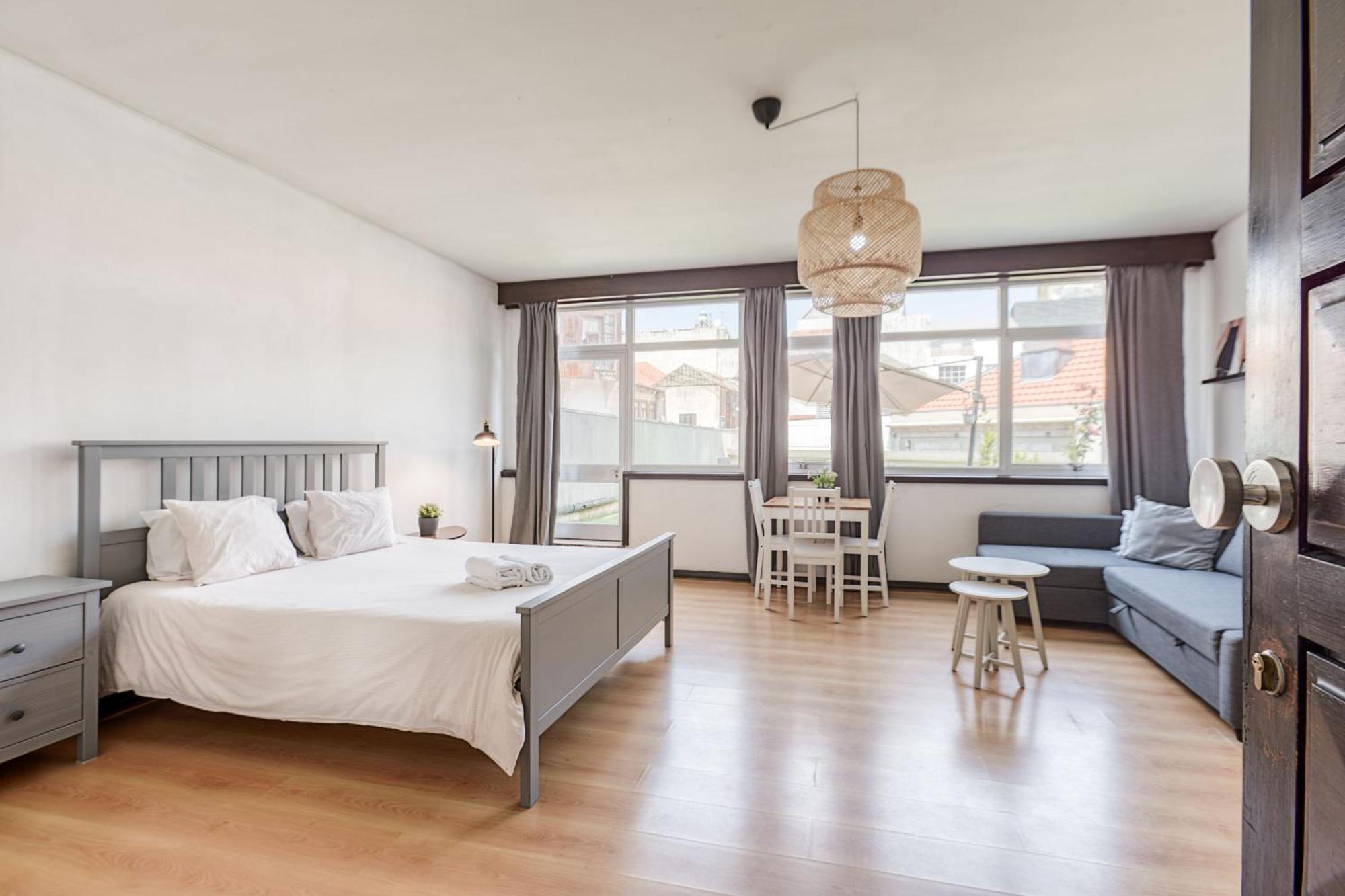 Travel & Live Aliados Apartment Porto Ngoại thất bức ảnh